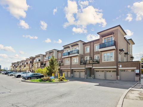 Photo 21 at 14 - 9621 Jane Street, Maple, Vaughan