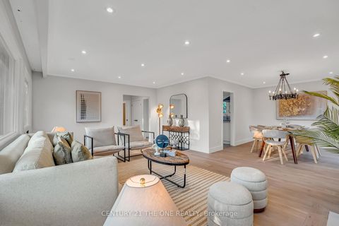 Photo 5 at 225 Maxome Avenue, Newtonbrook East, Toronto