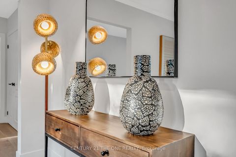 Photo 7 at 225 Maxome Avenue, Newtonbrook East, Toronto