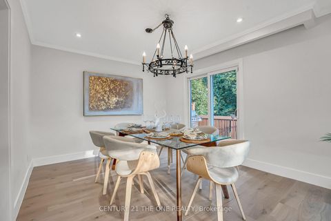 Photo 9 at 225 Maxome Avenue, Newtonbrook East, Toronto