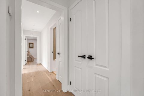 Photo 19 at 225 Maxome Avenue, Newtonbrook East, Toronto