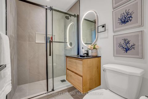 Photo 23 at 225 Maxome Avenue, Newtonbrook East, Toronto