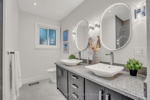 Photo 29 at 225 Maxome Avenue, Newtonbrook East, Toronto
