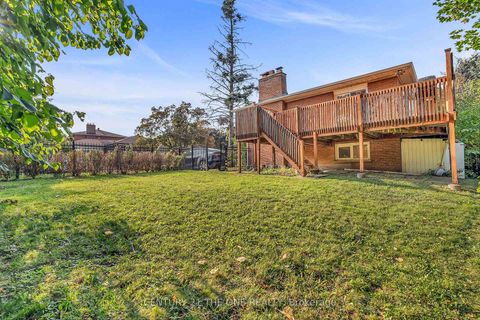 Photo 38 at 225 Maxome Avenue, Newtonbrook East, Toronto