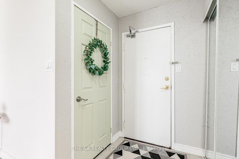 Photo 2 at 1004 - 21 Markbrook Lane E, Jamestown, Toronto