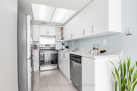 Photo 11 at 1004 - 21 Markbrook Lane E, Jamestown, Toronto