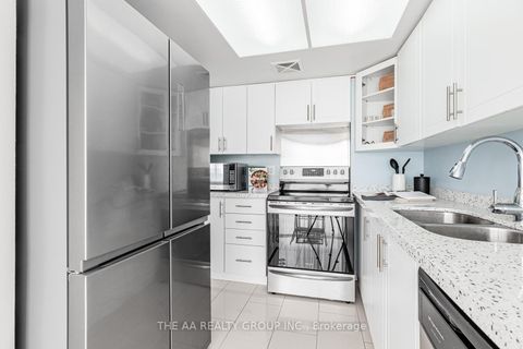 Photo 12 at 1004 - 21 Markbrook Lane E, Jamestown, Toronto