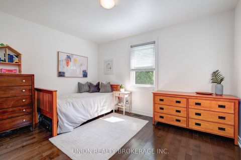 Photo 17 at 301 Victoria Park Avenue, Cliffside, Toronto