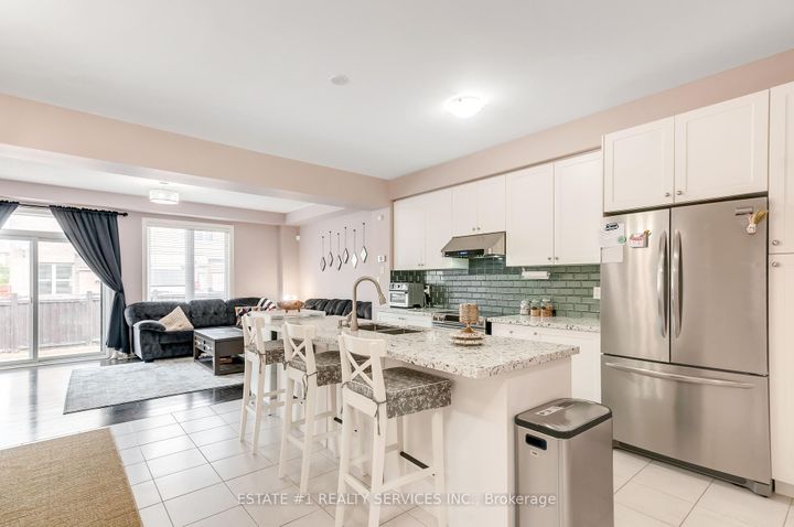 Photo 6 at 13 Andretti Crescent, Credit Valley, Brampton