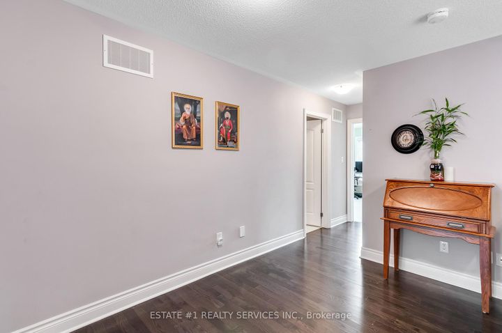 Photo 13 at 13 Andretti Crescent, Credit Valley, Brampton