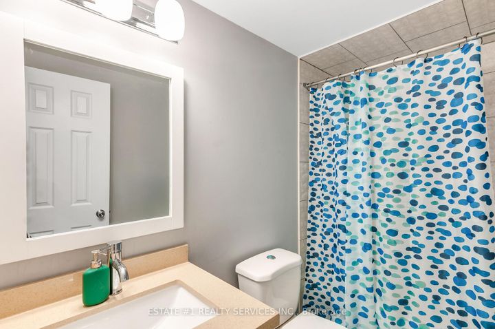 Photo 34 at 13 Andretti Crescent, Credit Valley, Brampton