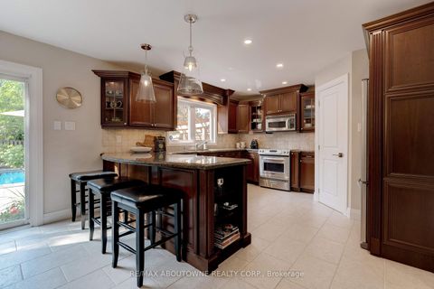 Photo 7 at 1397 Forestbrook Road, GA Glen Abbey, Oakville