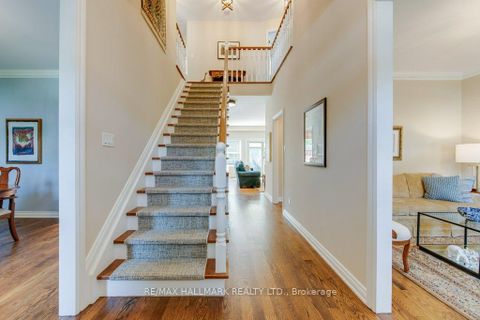 Photo 4 at 189 Burnett Avenue, Westgate, Toronto