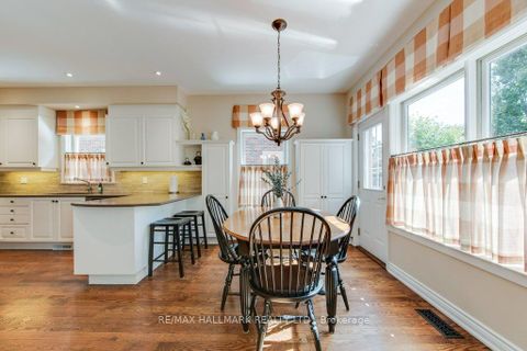 Photo 13 at 189 Burnett Avenue, Westgate, Toronto