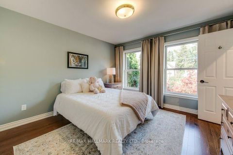 Photo 31 at 189 Burnett Avenue, Westgate, Toronto