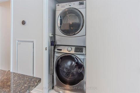 Photo 19 at 1001 - 15 Bruyeres Mews, Niagara, Toronto