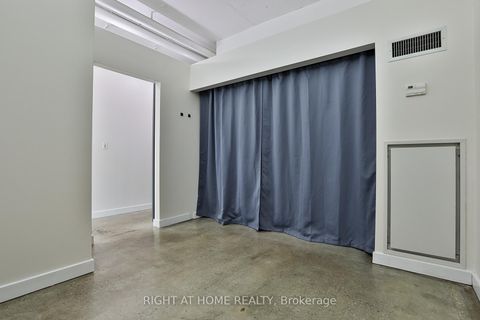 Photo 9 at 313 - 2 Fieldway Road, City Centre West, Toronto