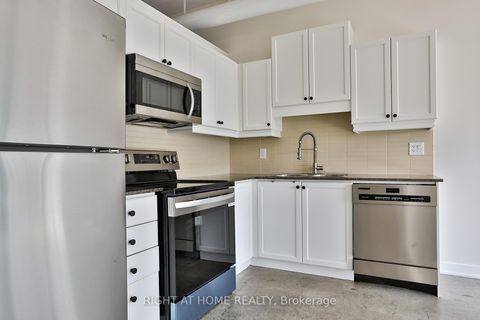 Photo 10 at 313 - 2 Fieldway Road, City Centre West, Toronto