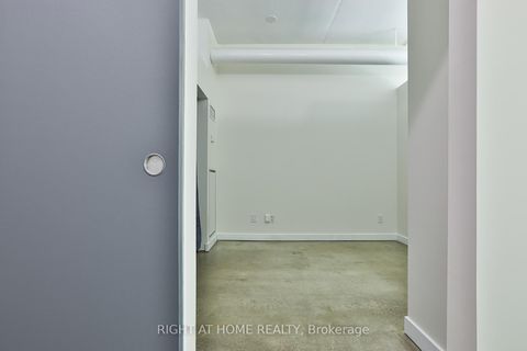 Photo 14 at 313 - 2 Fieldway Road, City Centre West, Toronto