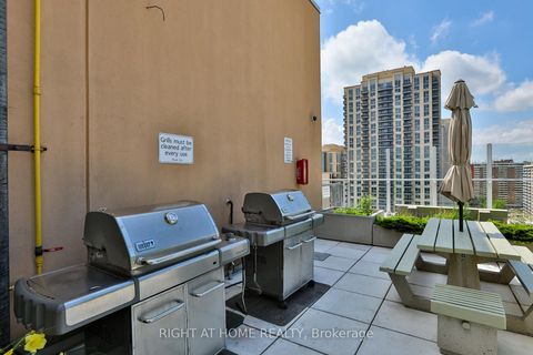 Photo 24 at 313 - 2 Fieldway Road, City Centre West, Toronto