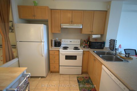 Photo 8 at 708 - 1600 Keele Street, Eglinton West, Toronto