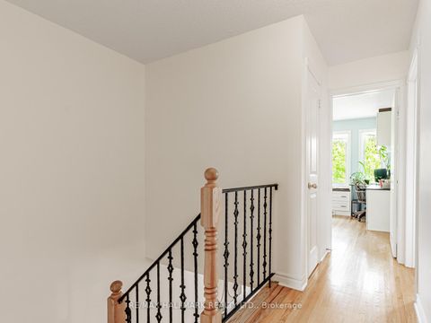 Photo 17 at 52 Mistleflower Court, Oak Ridges, Richmond Hill