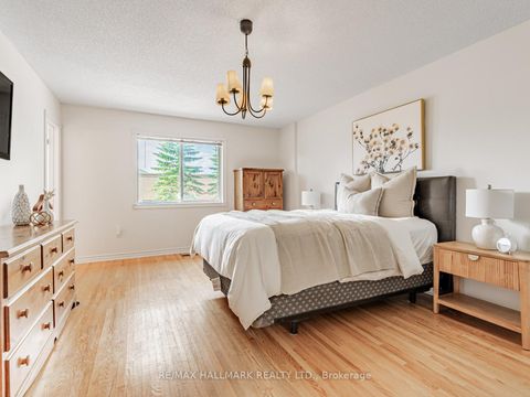 Photo 18 at 52 Mistleflower Court, Oak Ridges, Richmond Hill