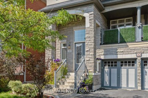 Photo 1 at 32 Timna Crescent, Patterson, Vaughan
