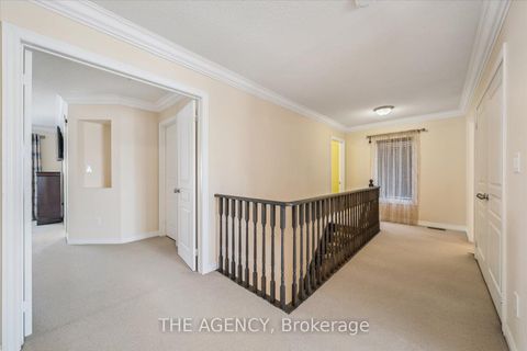 Photo 21 at 32 Timna Crescent, Patterson, Vaughan