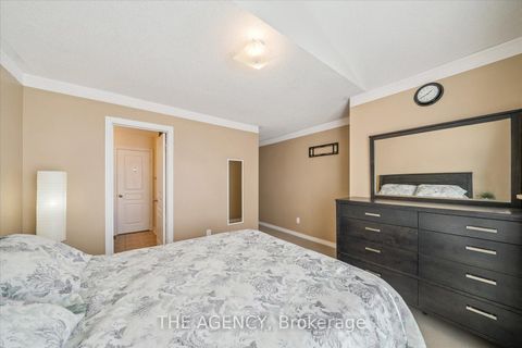 Photo 29 at 32 Timna Crescent, Patterson, Vaughan Photo 29 at 32 Timna Crescent, Patterson, Vaughan