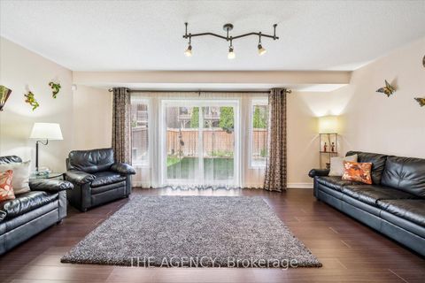 Photo 37 at 32 Timna Crescent, Patterson, Vaughan