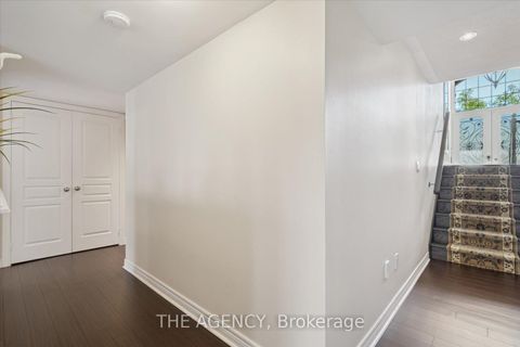 Photo 39 at 32 Timna Crescent, Patterson, Vaughan