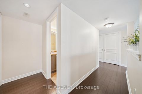 Photo 40 at 32 Timna Crescent, Patterson, Vaughan