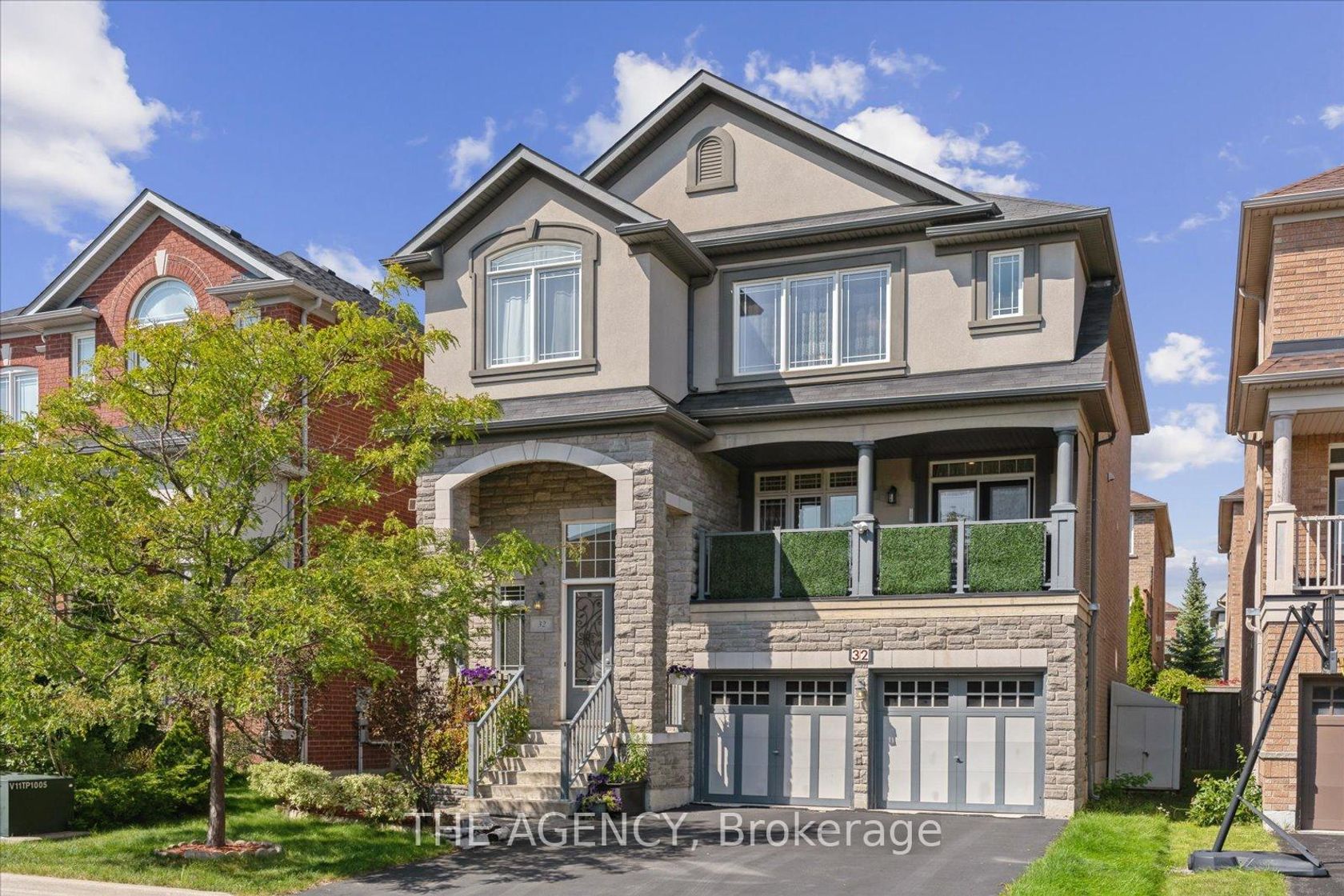 32 Timna Crescent, Patterson, Vaughan 