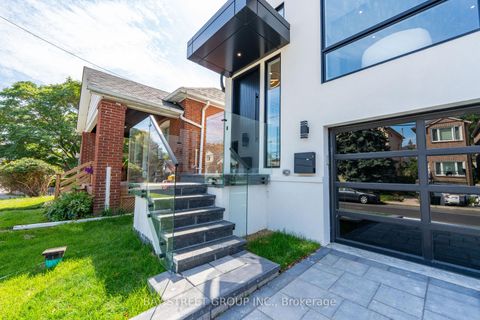 Photo 3 at 266 Westlake Avenue, Lumsden, Toronto