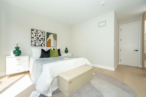 Photo 19 at 266 Westlake Avenue, Lumsden, Toronto