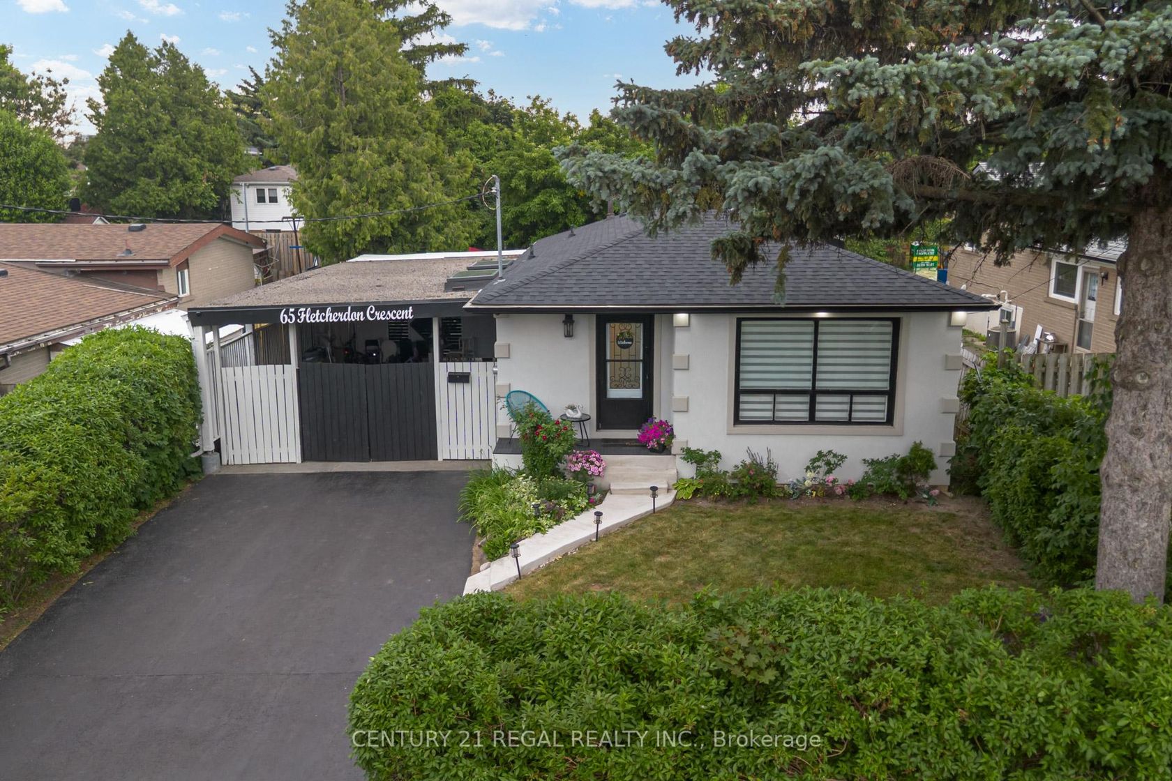 65 Fletcherdon Crescent, Black Creek, Toronto 