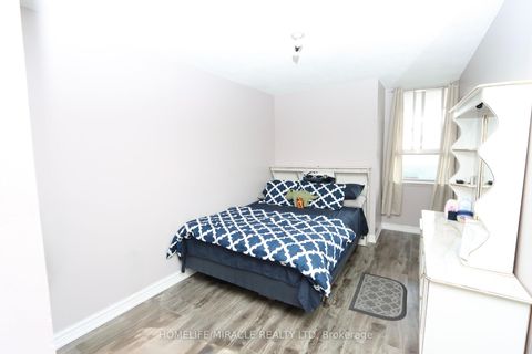 Photo 9 at 1507 - 40 Panorama Court, Jamestown, Toronto