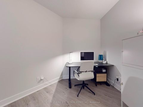 Photo 16 at 706 - 99 The Donway W, Don Mills, Toronto