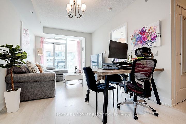 Photo 16 at 901 - 68 Merton Street, Mount Pleasant West, Toronto