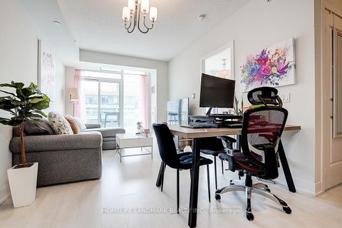 Photo 16 at 901 - 68 Merton Street, Mount Pleasant West, Toronto