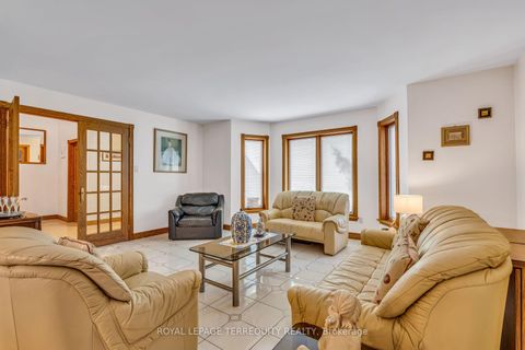 Photo 8 at 531 Lauder Avenue, Oakwood Village, Toronto