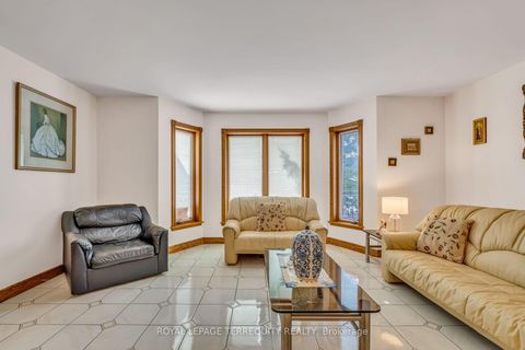 Photo 9 at 531 Lauder Avenue, Oakwood Village, Toronto