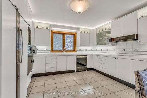 Photo 10 at 531 Lauder Avenue, Oakwood Village, Toronto