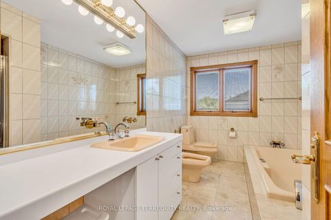 Photo 20 at 531 Lauder Avenue, Oakwood Village, Toronto