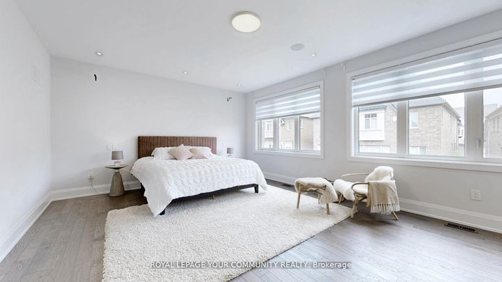 Photo 14 at 32 Conger Street, Patterson, Vaughan