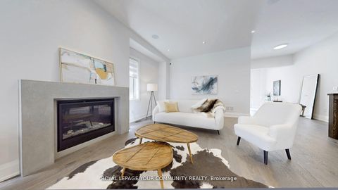 Photo 4 at 32 Conger Street, Patterson, Vaughan