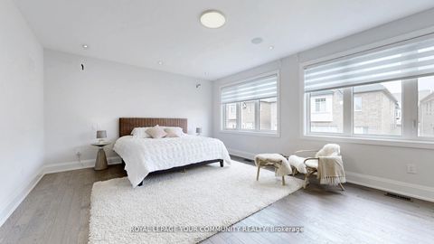Photo 14 at 32 Conger Street, Patterson, Vaughan