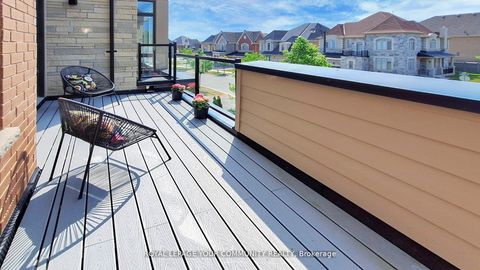 Photo 33 at 32 Conger Street, Patterson, Vaughan