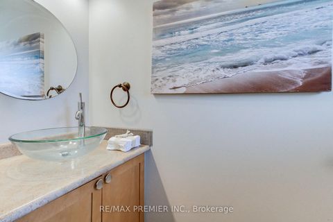 Photo 19 at 90 Covent Crescent, Aurora Highlands, Aurora